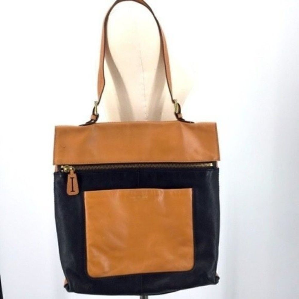 Isaac Mizrahi New York Large purse black leather BoxV